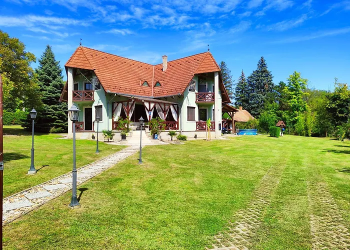 Balaton Garden